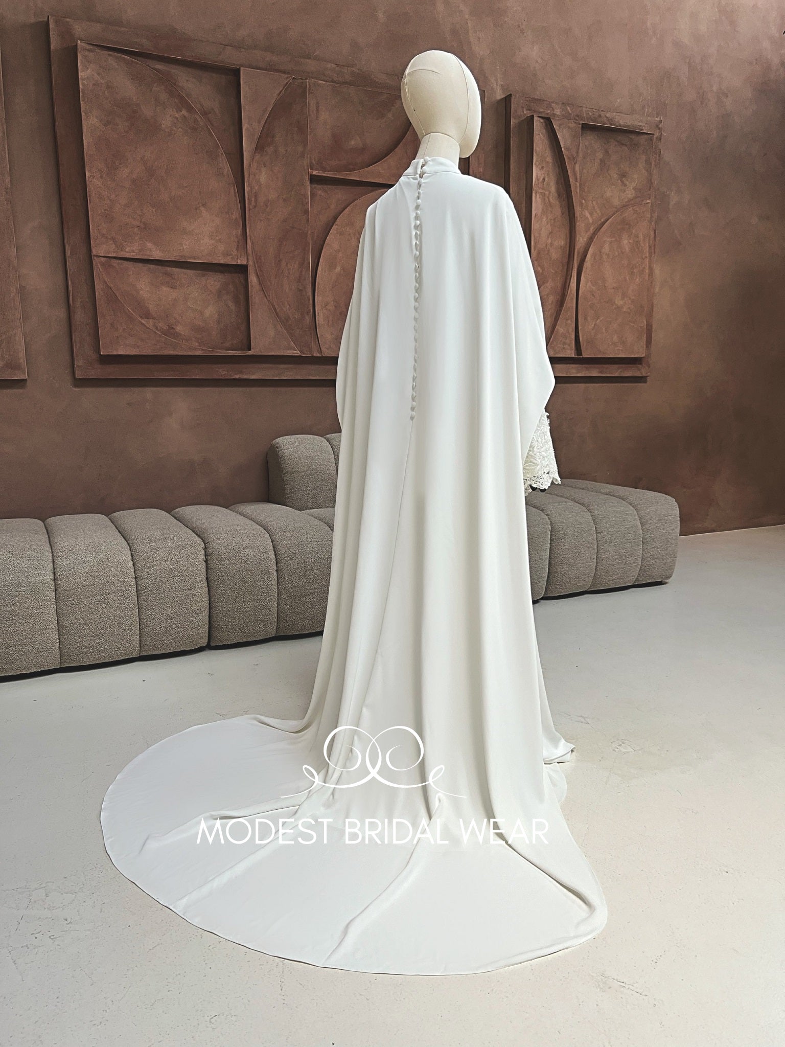 princess haya wedding dress Princess Haya Al Thani and Prince Fahd on their unforgettable royal wedding day. Swipe for perfection! Photography: @ranifawazofficial Venue: @rafflesdoha Dress: @eliesaabworld Planner: @theplannerqatar Hair: @massimo.guala Makeup: @hildaa